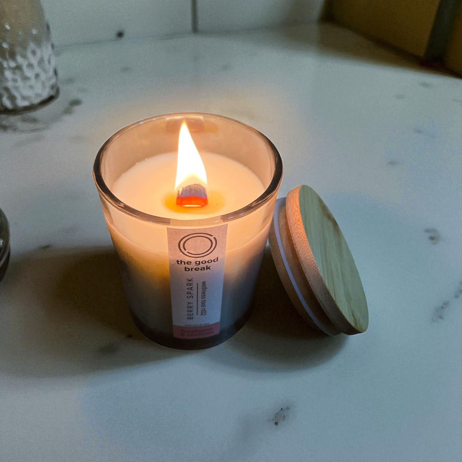 Vainilla y Sándalo l Vela Aromática de Soya l Mecha de Madera